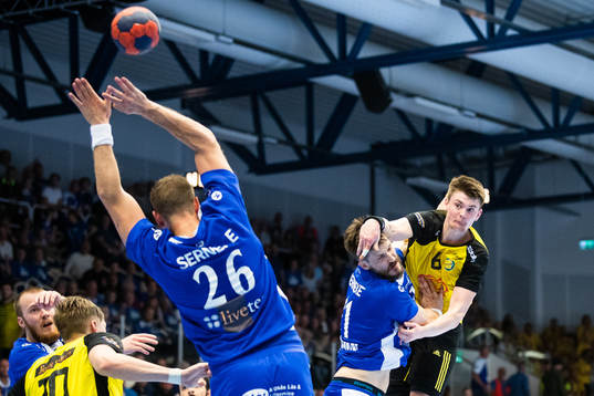 Alingsås Fredrik Teern och Sävehofs Oskar Sunnefeldt