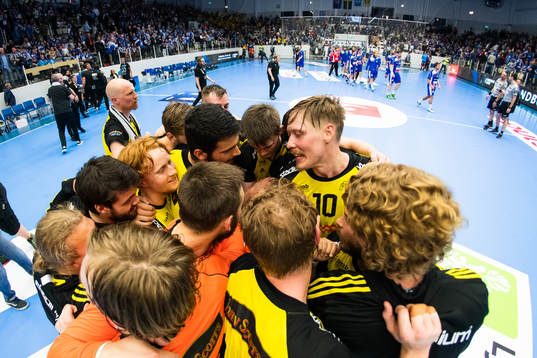 Sävehofs spelare jublar