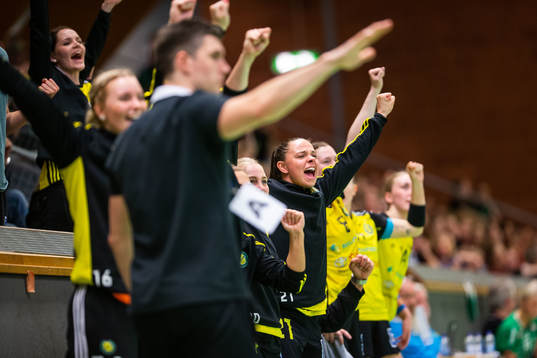 Sävehofs bänk jublar