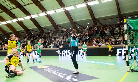 Sävehofs Emma Ekenman Fernis gör avgörande 26-27 målet