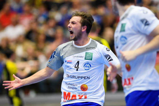 Alingsås Samuel Lindberg jublar