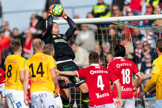 Falkenbergs målvakt Johan Brattberg