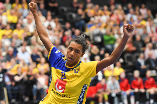 Jamina Roberts of Sweden celebrates