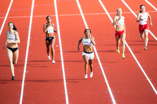 Sara Dorothea Jensen of Norway and Naomi van der Broeck of