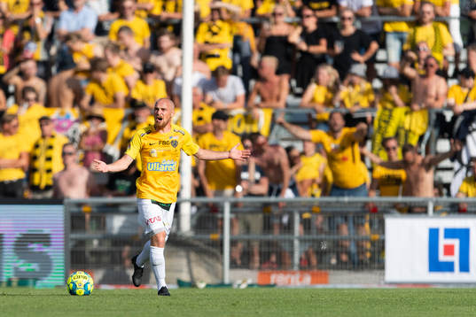 Falkenbergs Christoffer Carlsson reagerar