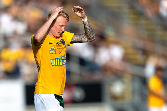 Falkenbergs Jacob Ericsson reagerar
