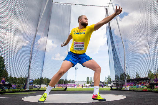Jakob Gardenkrans of Sweden