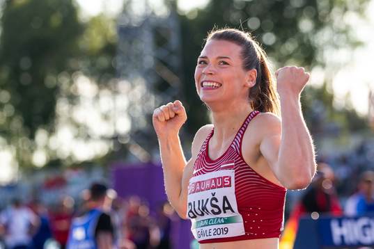 Sindija Buksa of Latvia celebrates