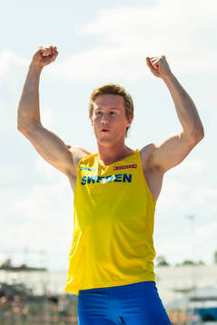 Andreas Gustafsson of Sweden celebrates
