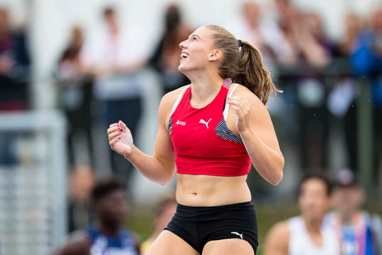 Angelica Moser of Switzerland celebrate