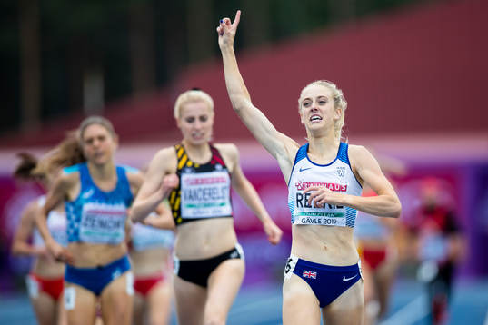 Jemma Reekie of Great Britain celebrates the victory in the