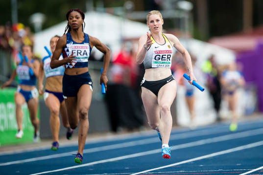 Lisa Nippgen of Germany competing in the women's 4x100m