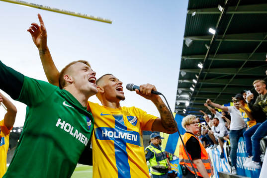 Isak Pettersson, goalkeeper of IFK Norrköping, and Jordan