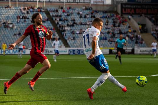Östersunds Tom Pettersson och IFK Norrköpings Jordan
