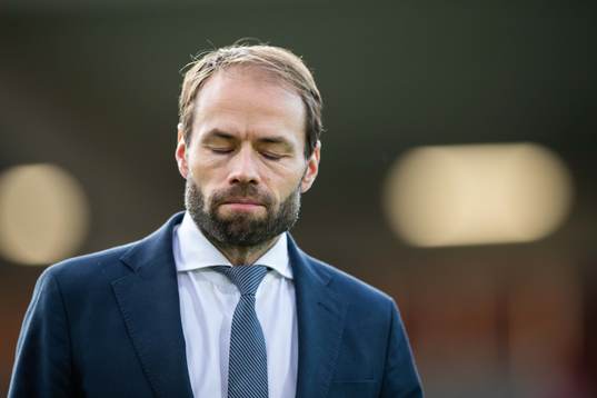 Head coach Andreas Alm of Häcken looks dejected