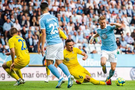 Anders Christiansen of Malmö FF and Tilen Klemencic of