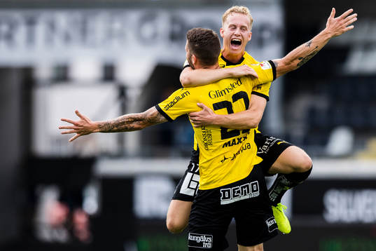 Bläddra bland fler bilder av Fotboll, Allsvenskan, Häcken - Sirius
