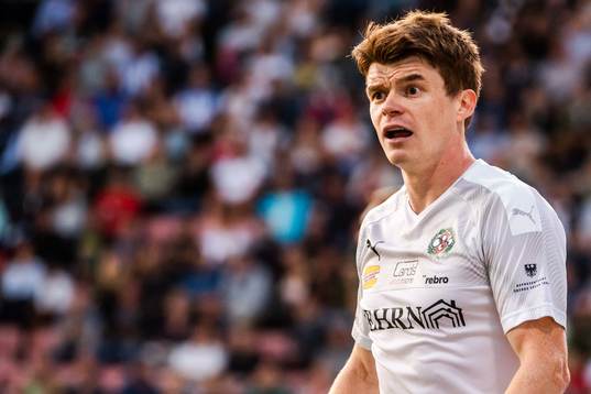 Örebros Albin Granlund reagerar
