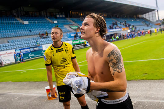 Henrik Robstad and Tobias Christensen of Start