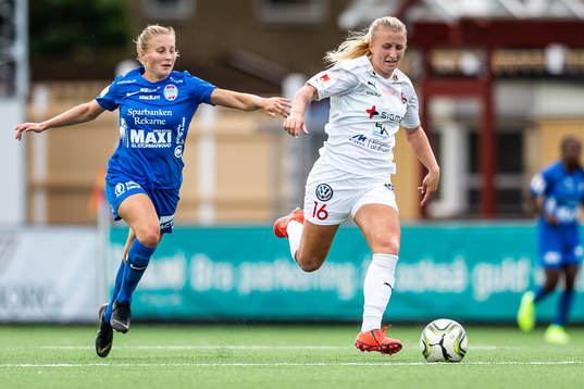 Eskilstunas Fanny Andersson och Rosengårds Hailie Mace