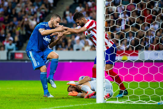 Leonardo Bunucci of Juventus, Saul Niguez and goalkeeper