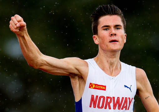 Jakob Ingebrigtsen of Norway celebrates winning the men's