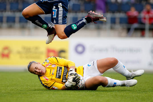 Bläddra bland fler bilder av Fotboll, Damallsvenskan, Linköping - Kristianstad