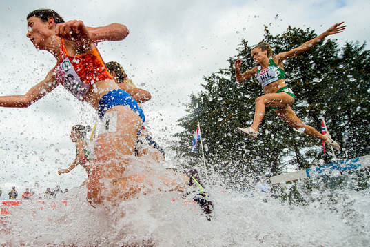 Irene van der Reijken of the Netherlands and Michele Finn