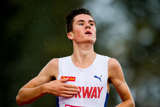 Jakob Ingebrigtsen of Norway celebrates winning the men's