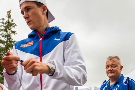 Jakob Ingebrigtsen and Gjert Ingebrigtsen, coach