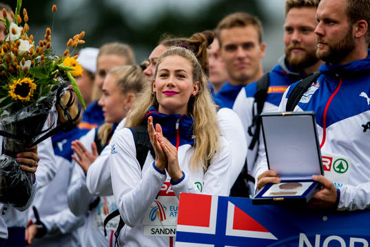 Isabelle Pedersen of Norway at the closing ceremony