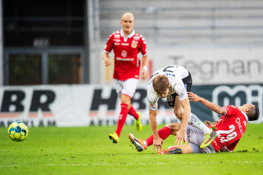 Kalmars Romário Pereira Sipião och Örebros Albin Granlund