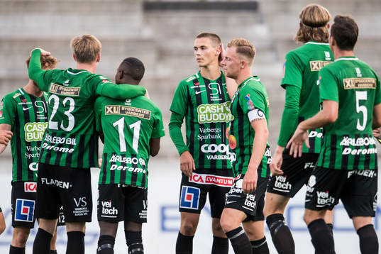 Varbergs Tobias Karlsson jublar