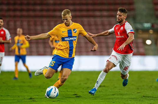 Eden Shamir of Hapoel Beer-Sheva and Filip Dagerstål of
