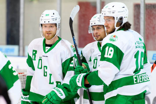 Rögles Ted Brithén, Daniel Zaar och Dennis Everberg jublar