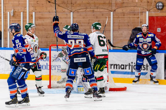 Växjös Roman Horak jublar
