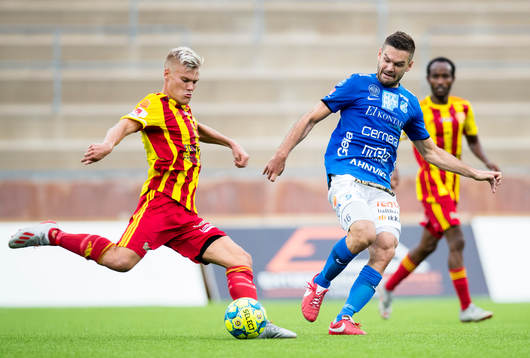 Syrianskas Martin Falkeborn och Norrbys Ivo Dominik Pekalski