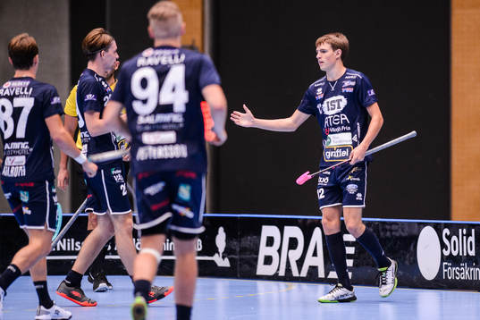 Växjös Samuel Algman Folkesson jublar
