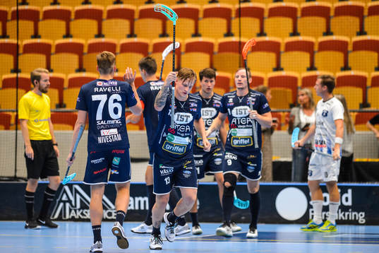 Växjös Ludwig Persson jublar