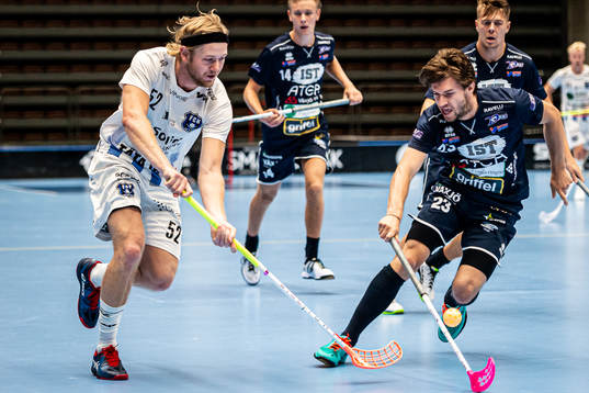 Helsingborgs Jonathan Skoglösa och Växjös Manuel Engel