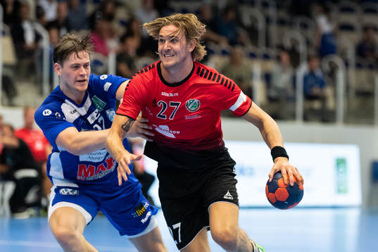 Önnereds Anton Hallbäck och Alingsås Andreas Lang