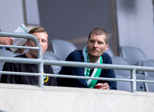 Hammarbys ordförande Richard von Yxkull på läktaren