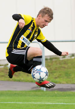 IFK Hässleholms Amel Crnalic   i matchen i division 2