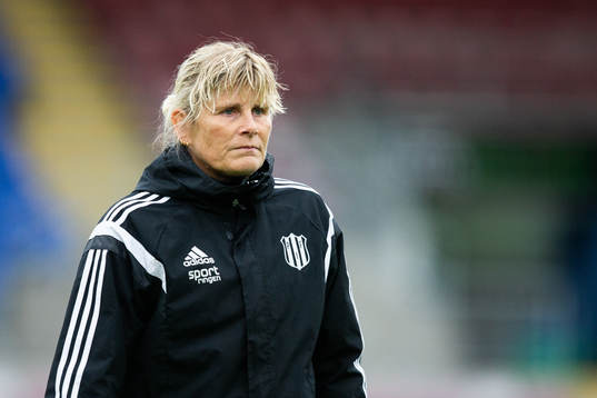 Piteås assisterande tränare Annelie Andersén deppar