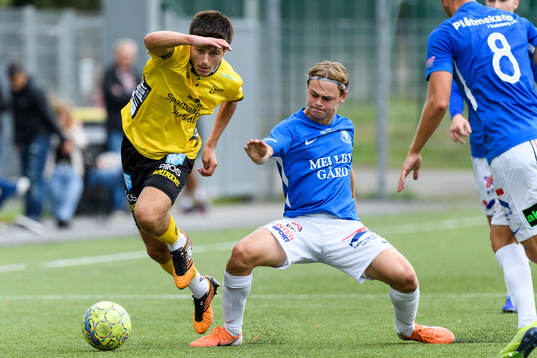 Elfsborgs Besfort Zeneli och Trelleborgs Theo Mårtensson