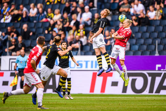 s Kolbeinn Sigthorsson och Kalmars Henrik Löfkvist
