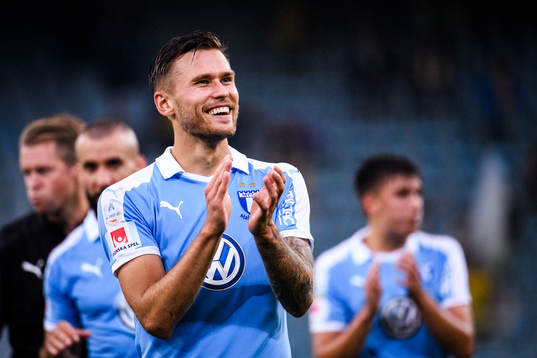 Malmö FFs Arnór Traustason jublar