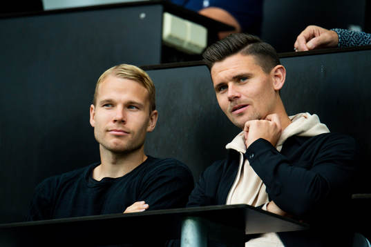 Malmö FFs Oscar Lewicki och Marcus Antonsson på läktaren