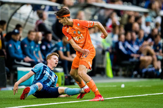 Djurgårdens Aslak Witry och AFC Eskilstunas Wilhelm Loeper
