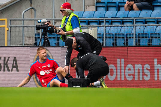 Helsingborgs Markus Holgersson får behandling
